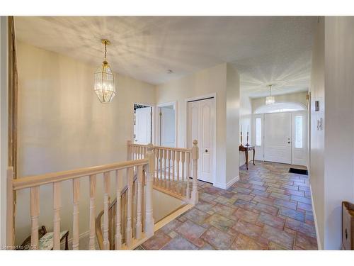 430 Caryndale Drive, Kitchener, ON - Indoor Photo Showing Other Room