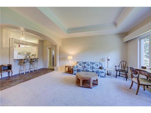 430 Caryndale Drive, Kitchener, ON - Indoor