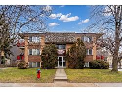 B-807 Robinson Street  Burlington, ON L7R 2L4