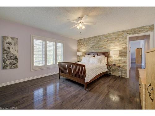 128 Wesley Crescent, Waterloo, ON - Indoor Photo Showing Bedroom