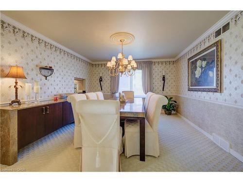 592 Manorwood Court, Waterloo, ON - Indoor