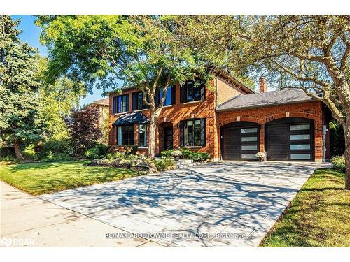 1319 Greeneagle Drive, Oakville, ON - Outdoor