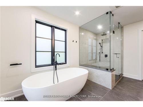 1319 Greeneagle Drive, Oakville, ON - Indoor Photo Showing Bathroom