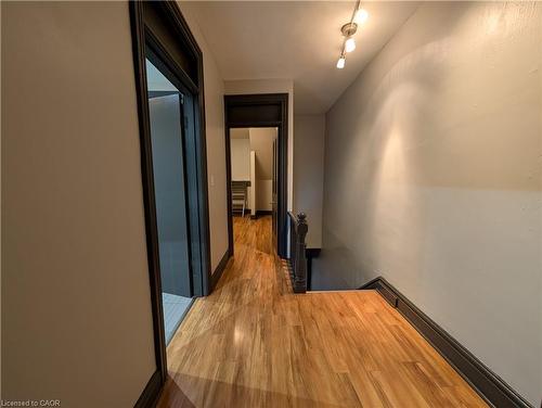 B-473 King Street W, Hamilton, ON - Indoor Photo Showing Other Room