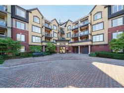 121-3070 Rotary Way  Burlington, ON L7M 0H1