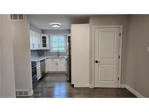 110 Abbot Drive, Hamilton, ON - Indoor