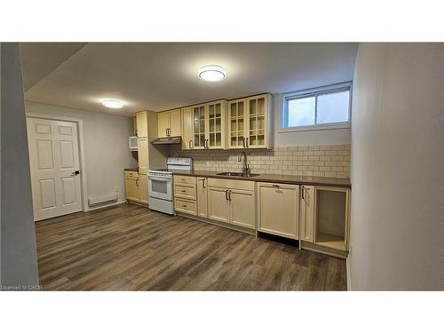 110 Abbot Drive, Hamilton, ON - Indoor Photo Showing Kitchen With Double Sink