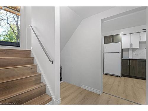 879 Upper Sherman Avenue, Hamilton, ON - Indoor Photo Showing Other Room