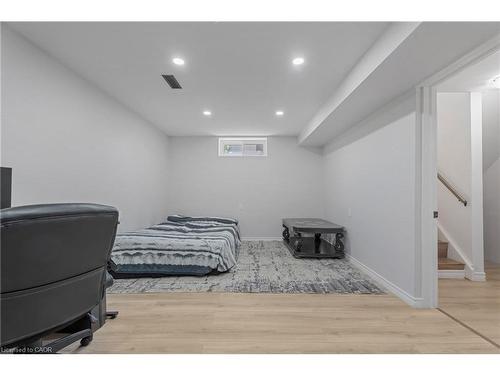 879 Upper Sherman Avenue, Hamilton, ON - Indoor