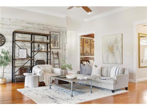 1794 Seaton Road, Cambridge, ON - Indoor Photo Showing Living Room