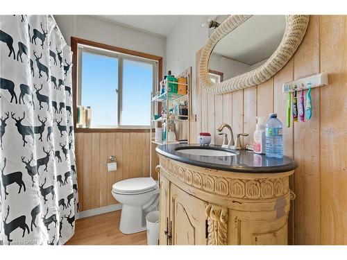 1091 Branchton Road, Cambridge, ON - Indoor Photo Showing Bathroom