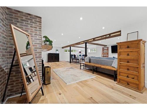 227 Green Street, Burlington, ON - Indoor