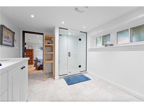 227 Green Street, Burlington, ON - Indoor Photo Showing Other Room