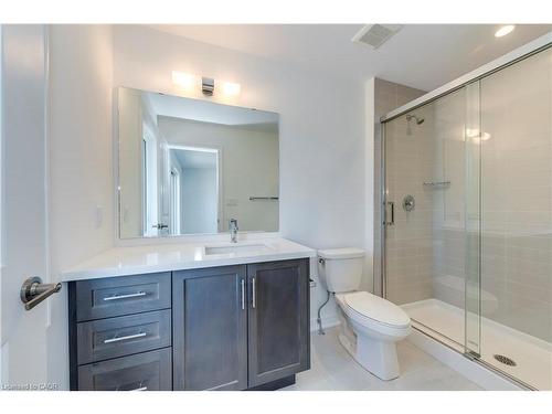 14 Folcroft Street, Brampton, ON - Indoor Photo Showing Bathroom