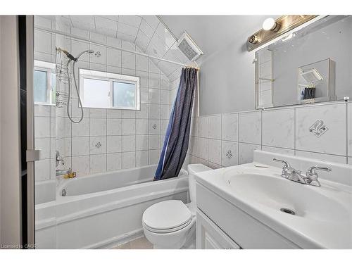 509 Colborne Street, Brantford, ON - Indoor Photo Showing Bathroom