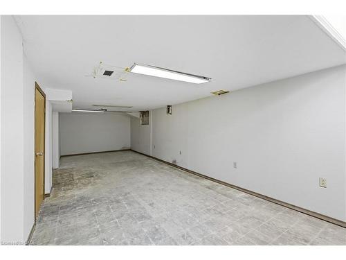 1036 Upper Wentworth Street, Hamilton, ON 