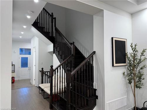 470 Violet Gate, Milton, ON - Indoor Photo Showing Other Room