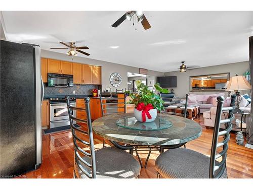 92 Baggs Crescent, Cambridge, ON - Indoor Photo Showing Dining Room