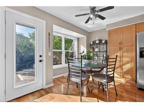 92 Baggs Crescent, Cambridge, ON - Indoor Photo Showing Dining Room