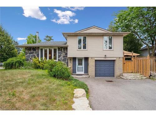 47 Argyle Drive, Guelph, ON - Outdoor With Facade