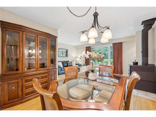 47 Argyle Drive, Guelph, ON - Indoor Photo Showing Dining Room