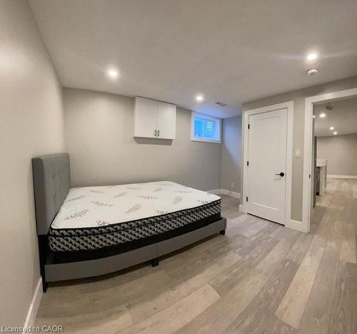 156 Traynor Avenue, Kitchener, ON - Indoor