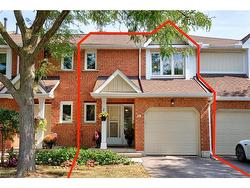 12-523 Beechwood Drive  Waterloo, ON N2T 2G7