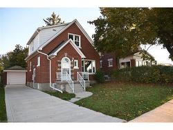 185 Highland Road W Kitchener, ON N2M 3C1