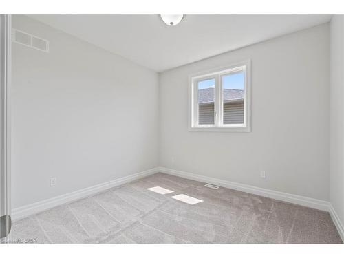 376 Hawthorne Street, Saugeen Shores, ON - Indoor Photo Showing Other Room