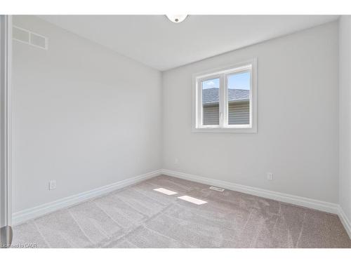 376 Hawthorne Street, Saugeen Shores, ON - Indoor Photo Showing Other Room