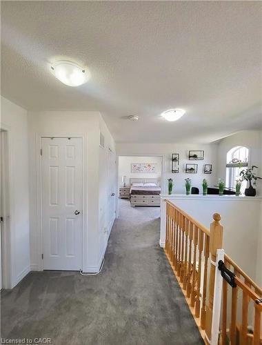 3098 Michelangelo Road, Burlington, ON - Indoor Photo Showing Other Room