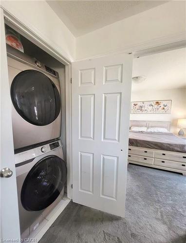 3098 Michelangelo Road, Burlington, ON - Indoor Photo Showing Laundry Room