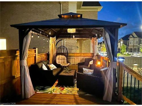 3098 Michelangelo Road, Burlington, ON - Outdoor With Deck Patio Veranda With Exterior