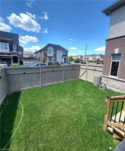 3098 Michelangelo Road, Burlington, ON - Outdoor