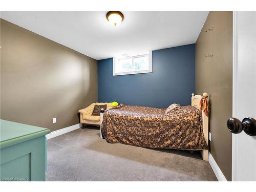757 4Th Line, Caledonia, ON - Indoor Photo Showing Bedroom