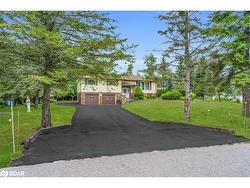 69 George Avenue  Wasaga Beach, ON L9Z 2X9