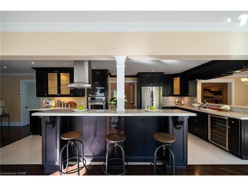 3278 Credit Heights Drive, Mississauga, ON - Indoor Photo Showing Kitchen With Upgraded Kitchen