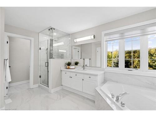 5095 Preservation Circle, Mississauga, ON - Indoor Photo Showing Bathroom