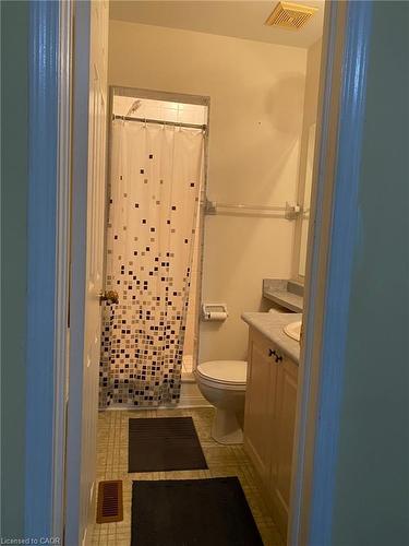 Upper-1025 Barclay Circle, Milton, ON - Indoor Photo Showing Bathroom
