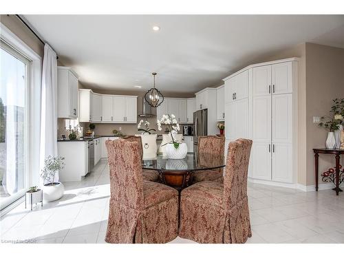 232 Shady Glen Crescent, Kitchener, ON - Indoor Photo Showing Dining Room