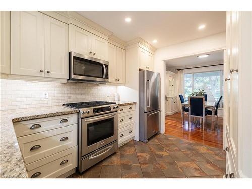 76 Brock Street, Oakville, ON - Indoor Photo Showing Kitchen With Upgraded Kitchen