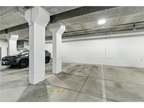 304-1 Redfern Avenue, Hamilton, ON - Indoor Photo Showing Garage