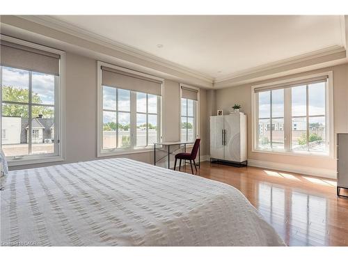 131 Brock Street, Oakville, ON - Indoor Photo Showing Bedroom