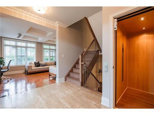 131 Brock Street, Oakville, ON - Indoor Photo Showing Other Room