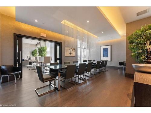 1603-55 Speers Road, Oakville, ON - Indoor