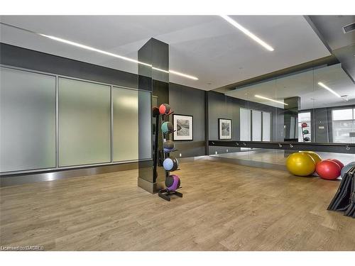 1603-55 Speers Road, Oakville, ON - Indoor Photo Showing Other Room