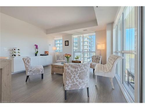 1603-55 Speers Road, Oakville, ON - Indoor