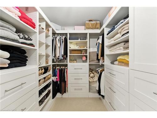 70 Dunrobin Lane, Grimsby, ON - Indoor With Storage