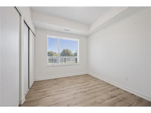 202-247 Northfield Drive E, Waterloo, ON - Indoor Photo Showing Other Room