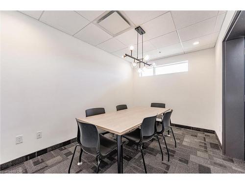 202-247 Northfield Drive E, Waterloo, ON - Indoor
